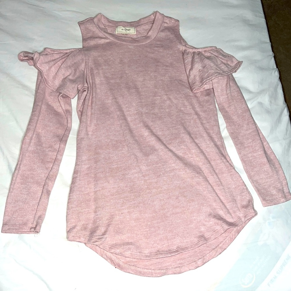 Long sleeve blouse, Color soft pink and Size Medium